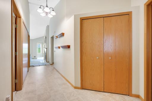 9462 Prairieview Trail N, Champlin, MN 55316