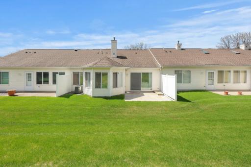 9462 Prairieview Trail N, Champlin, MN 55316