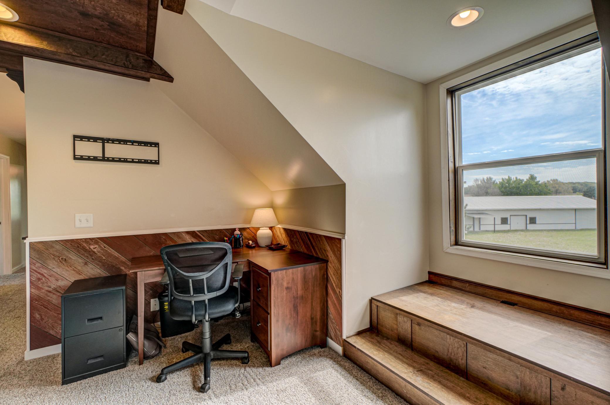 706 County Road H-83.jpg