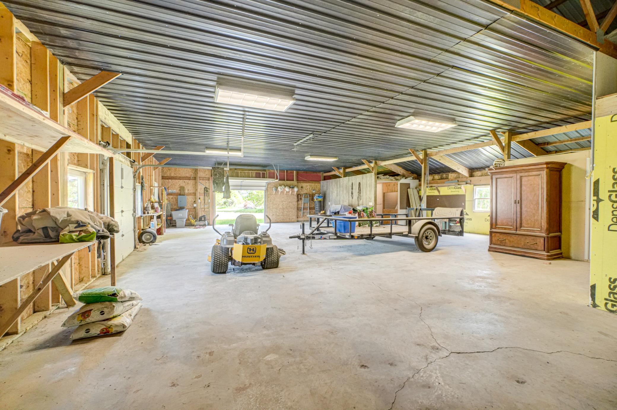 706 County Road H-101.jpg