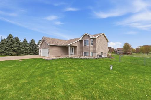 26173 Goodview Avenue, Wyoming, MN 55092