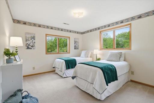 765 Oriole Lane, Hudson, WI 54016