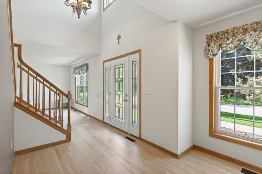 3771 Mount Vernon Lane, Saint Paul, MN 55129