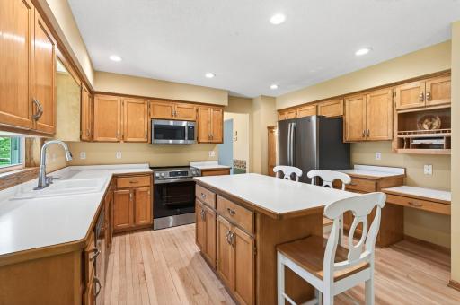 3771 Mount Vernon Lane, Saint Paul, MN 55129