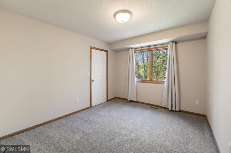 06_Upper Bedroom 2.jpg