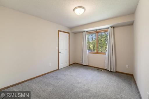 06_Upper Bedroom 2.jpg