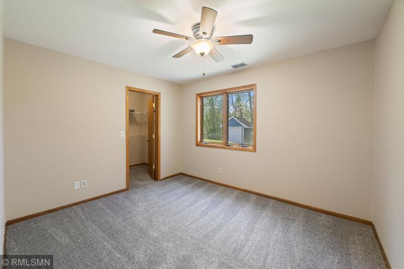 10_Lower Bedroom 3.jpg