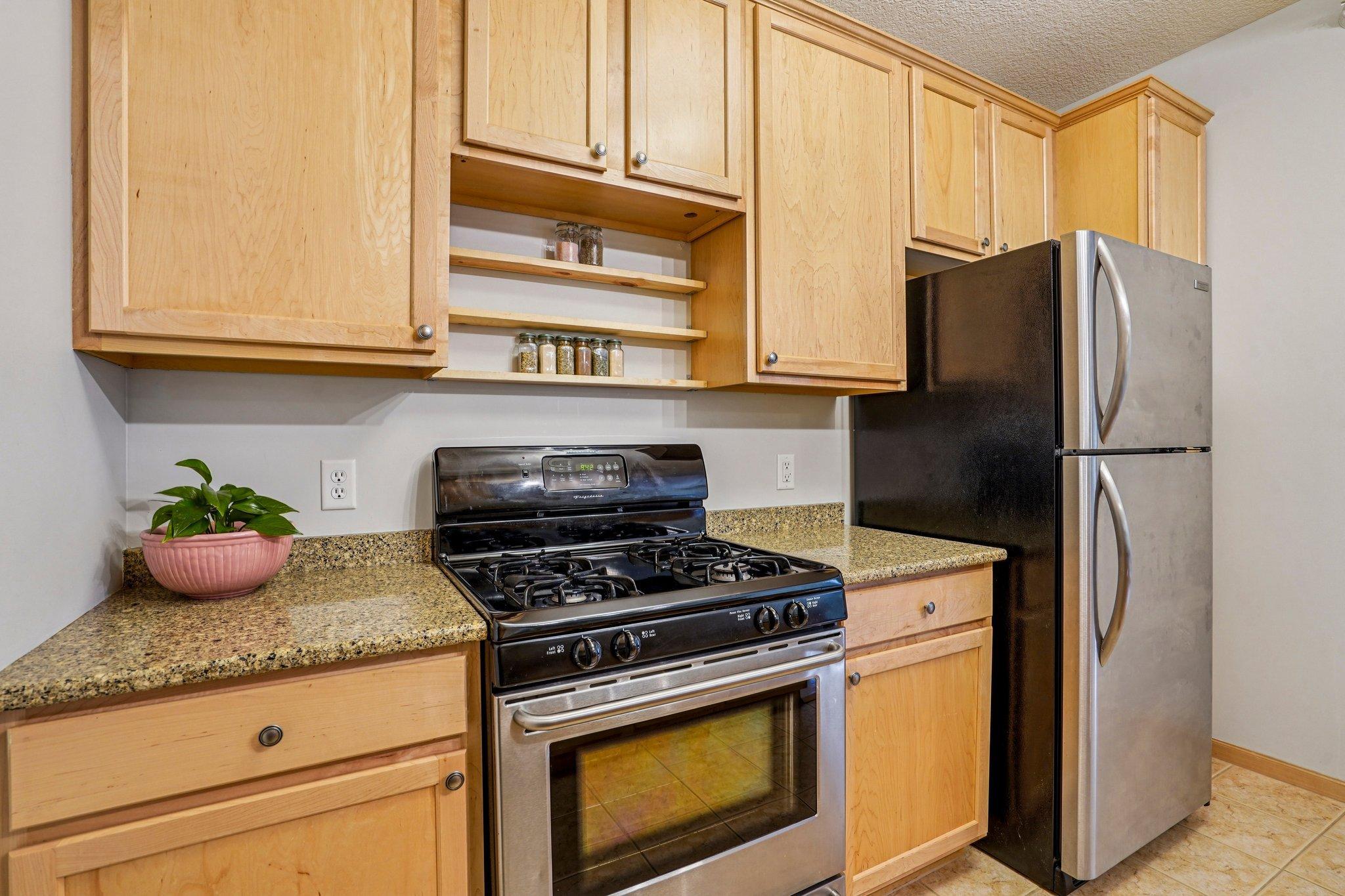Kitchen with plenty of cabinetry
