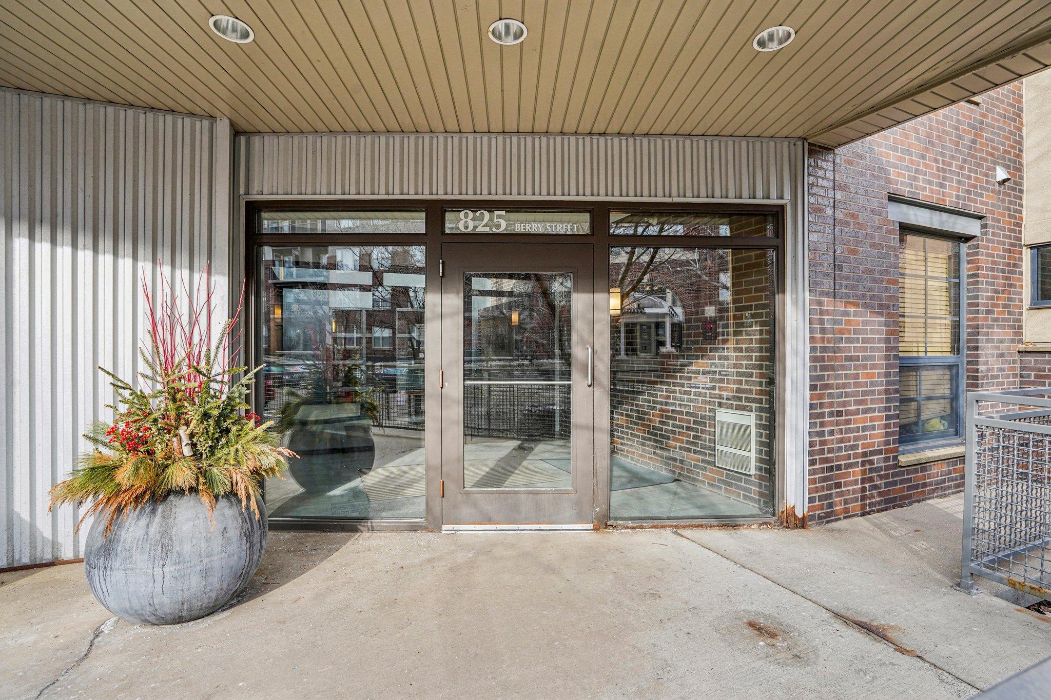 Formal entrance to mailroom & lobby of a well-maintained building