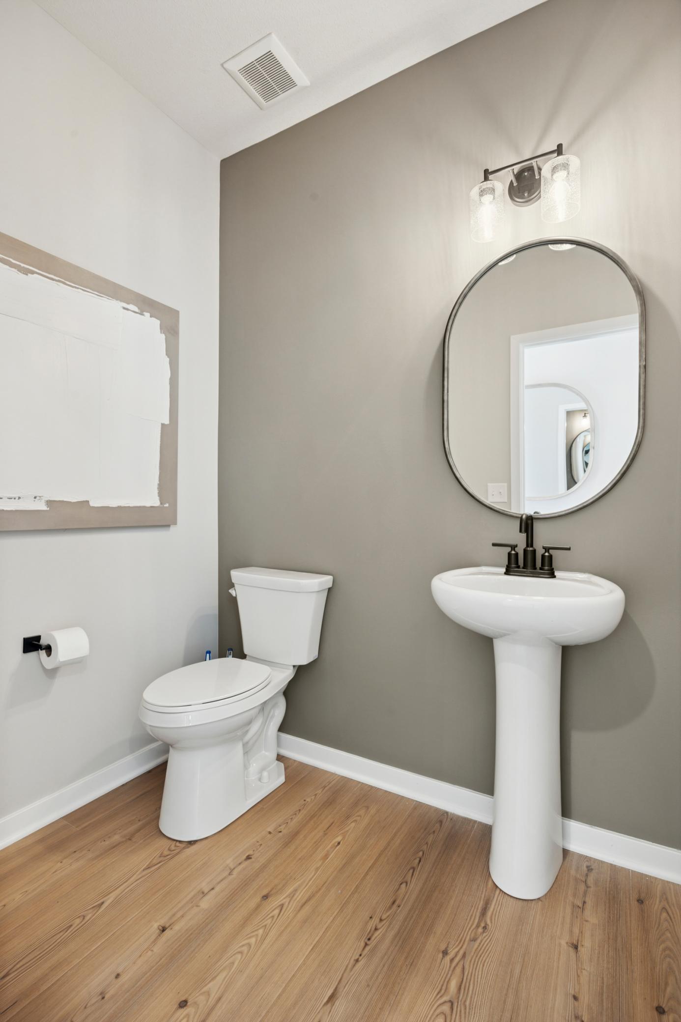 Pulte - 9301 Larimar Trail_Photos are of the model home. Finishes may vary.