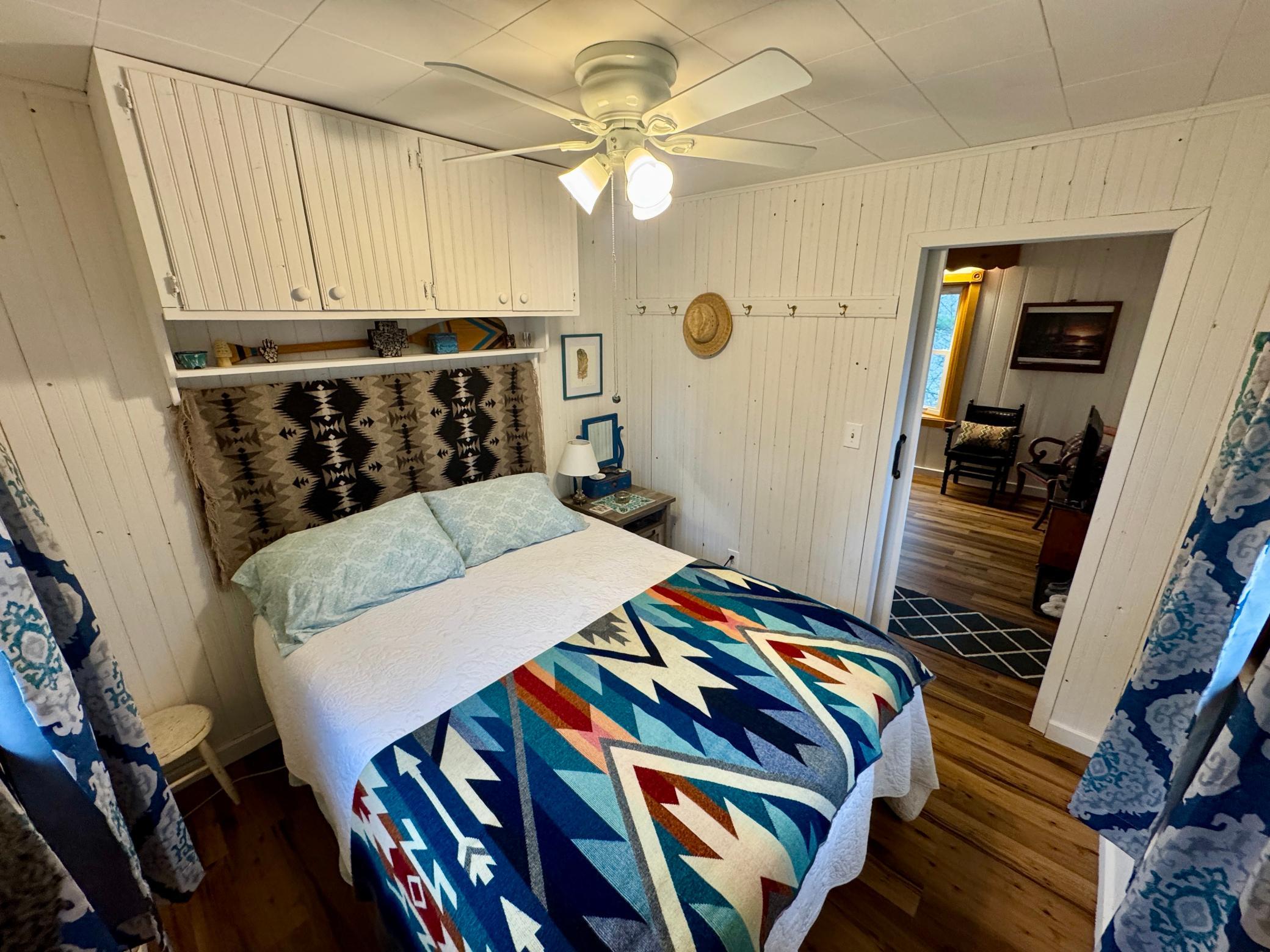 CABIN BED1.jpg