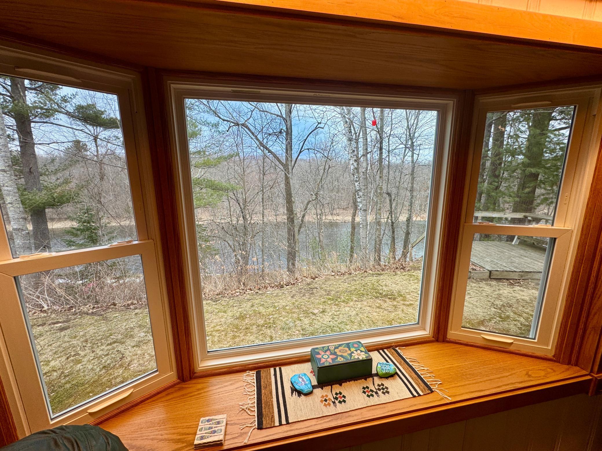 CABIN LIVING.jpg