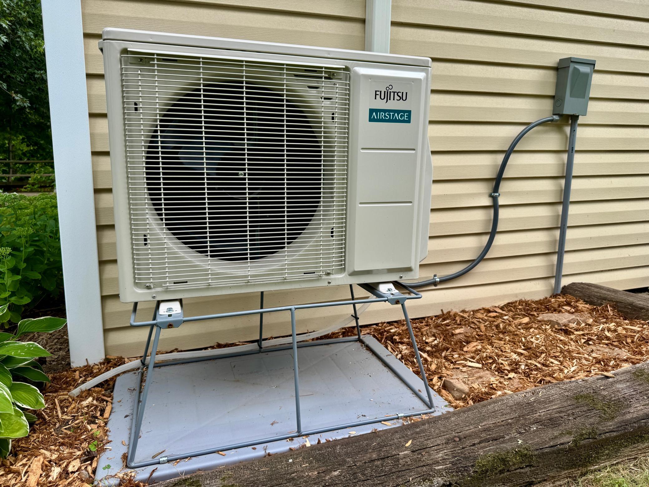 Cabin Mini-Split (heat/AC)