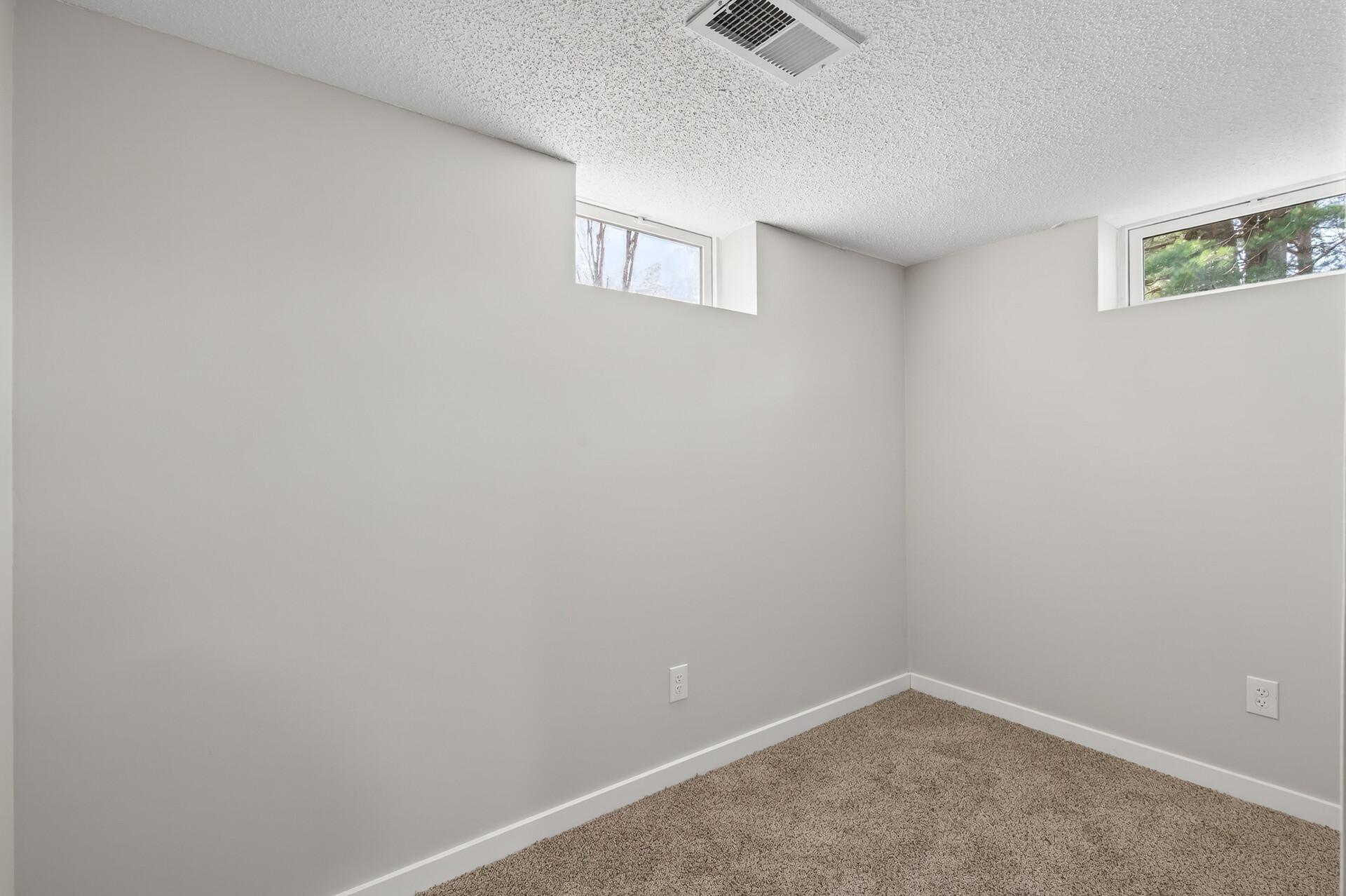 25_20851_Aster_Drive25_mls.jpg