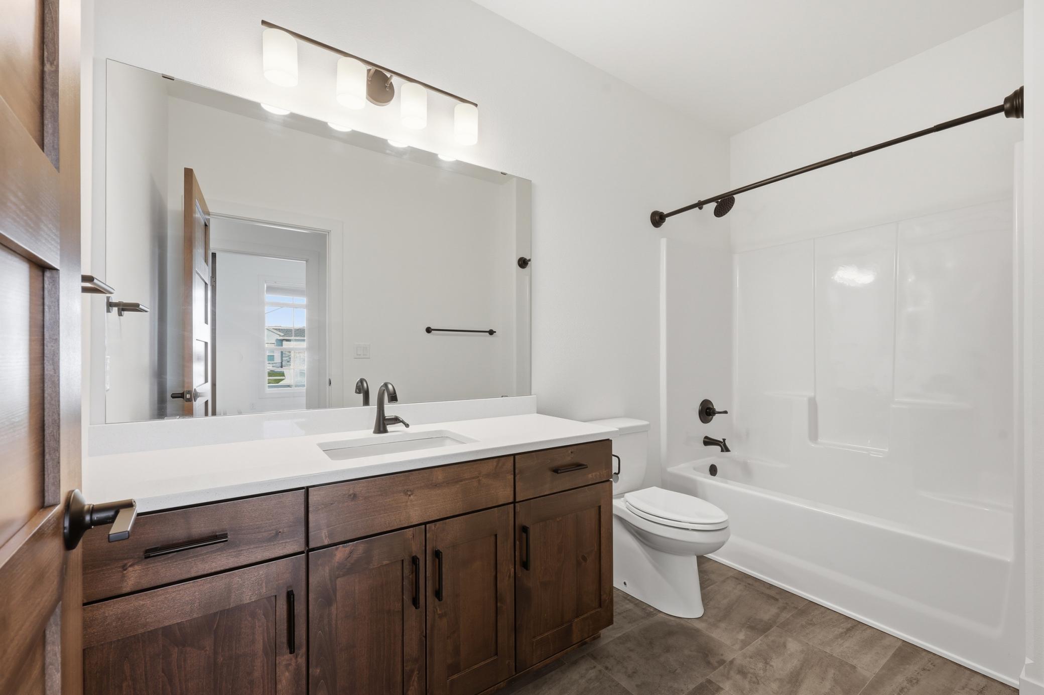 2nd bath main level