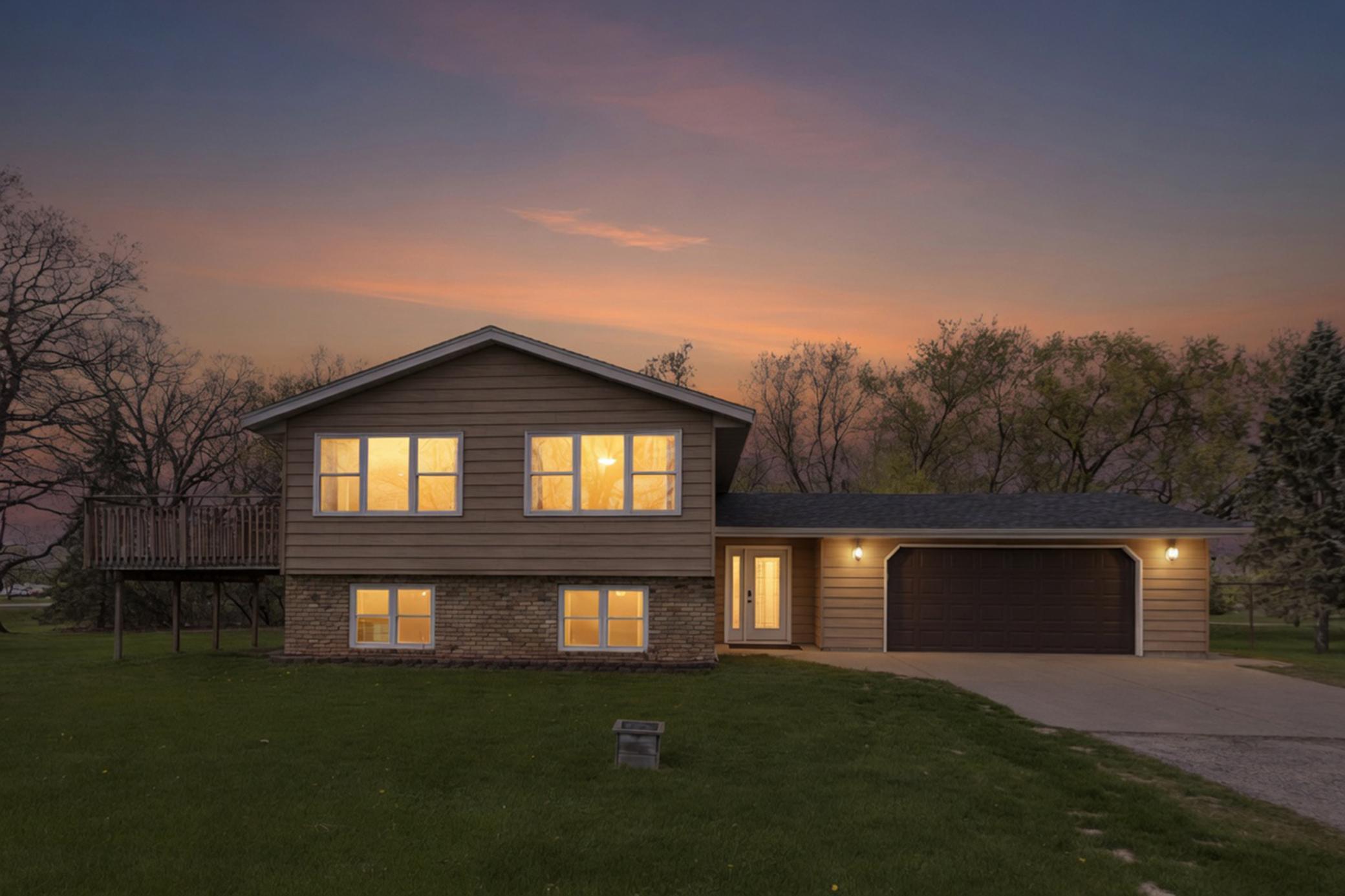 53_twilight_exterior.jpg
