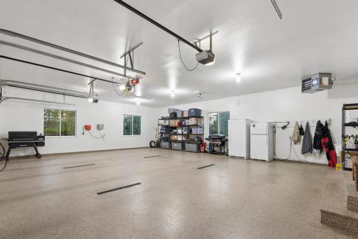 23840 Prairie Court, Belle Plaine, MN 56011
