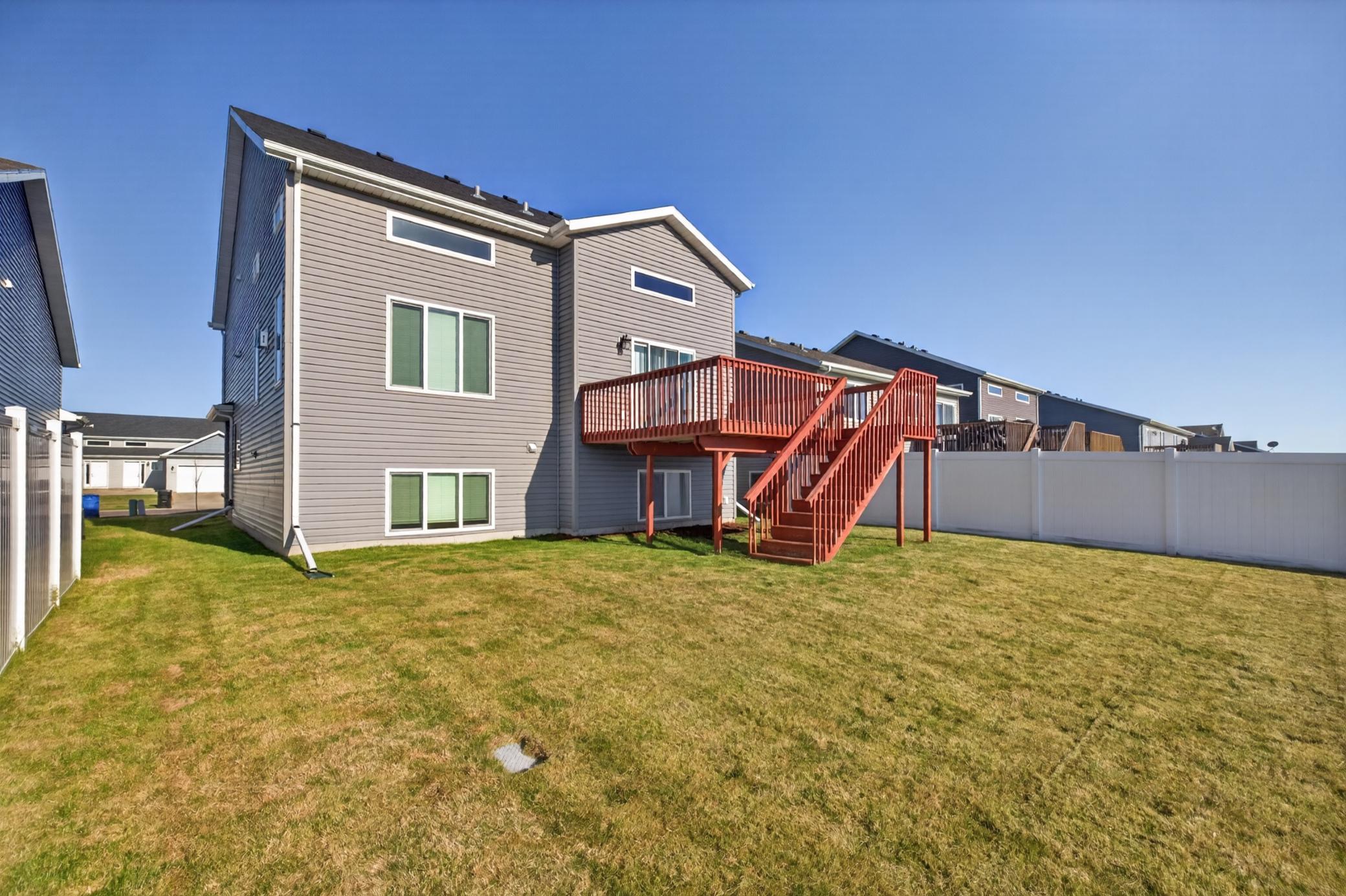 Amdak__6064 58th St S Fargo ND_0005.jpg