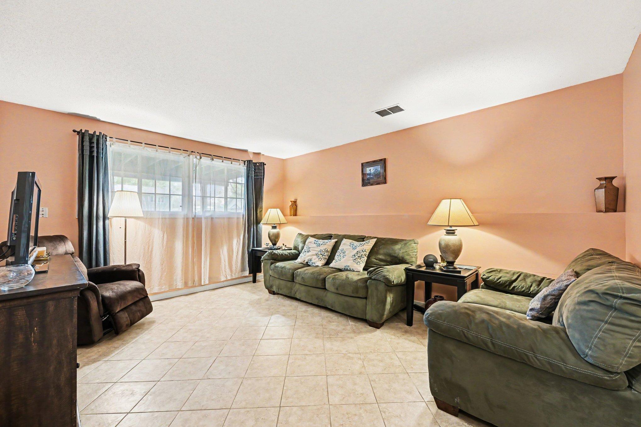 Family Room LL (view 1)