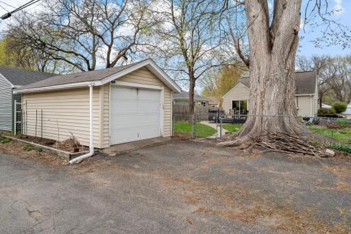 One stall garage plus addition parking spot.
