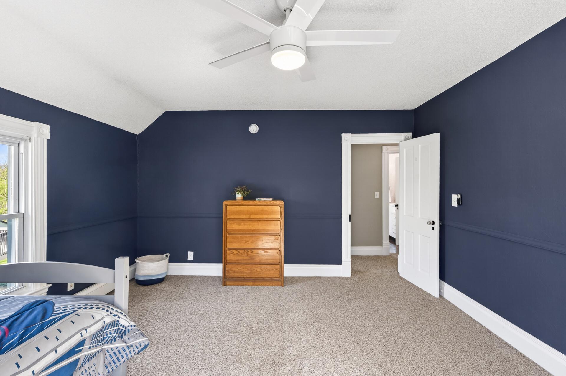 Upper level 2nd bedroom