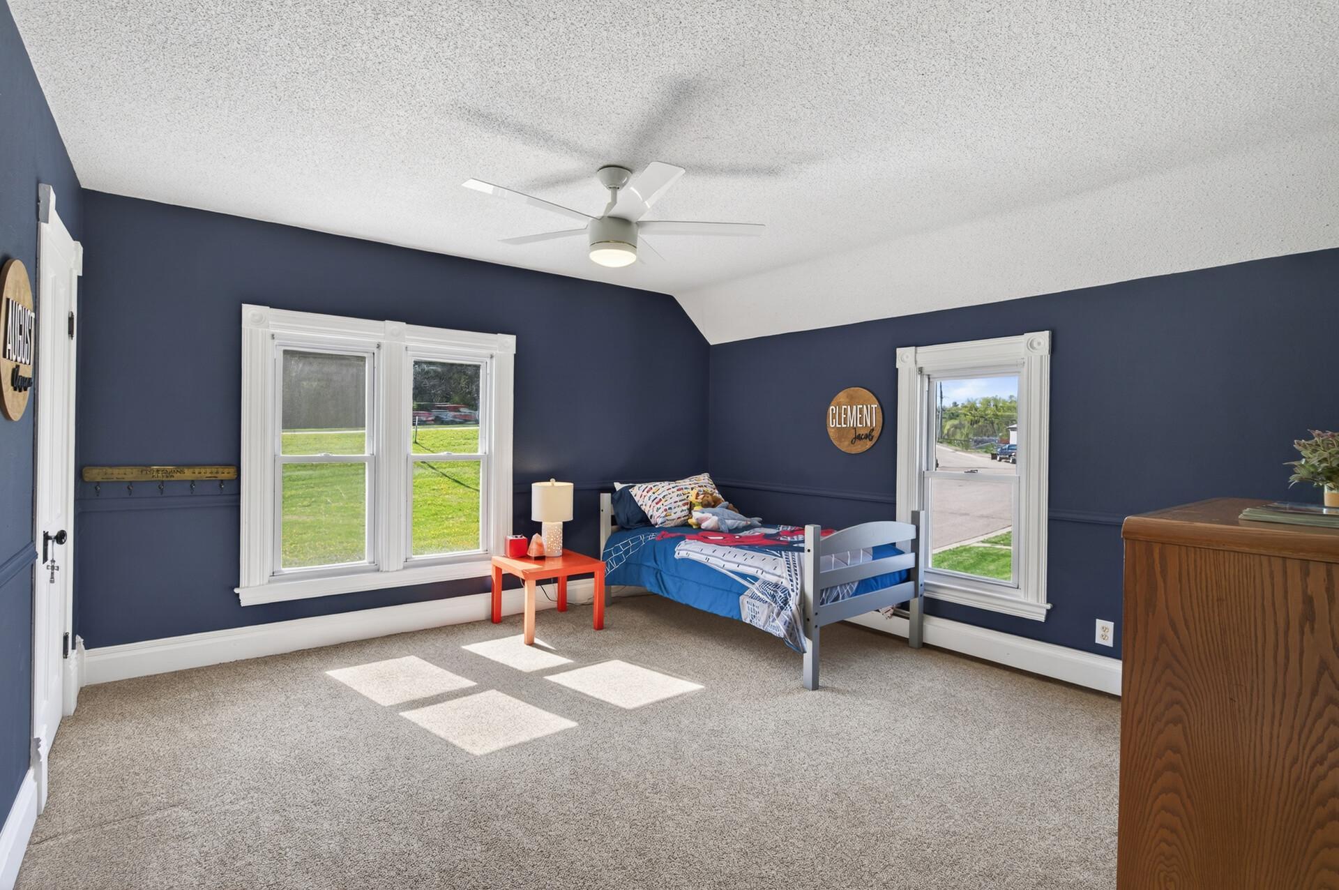 Upper level 2nd bedroom