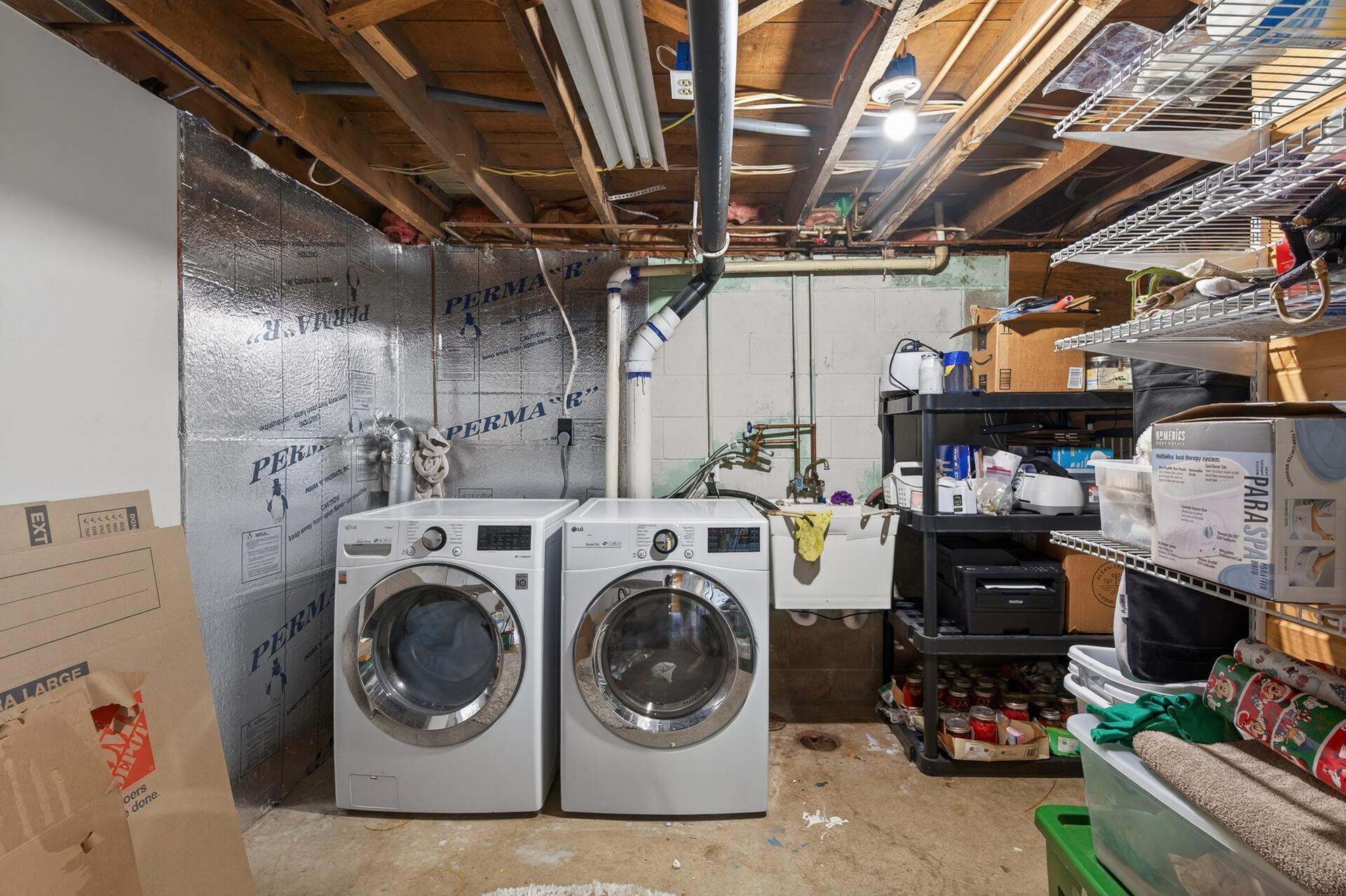 Laundry/utility room