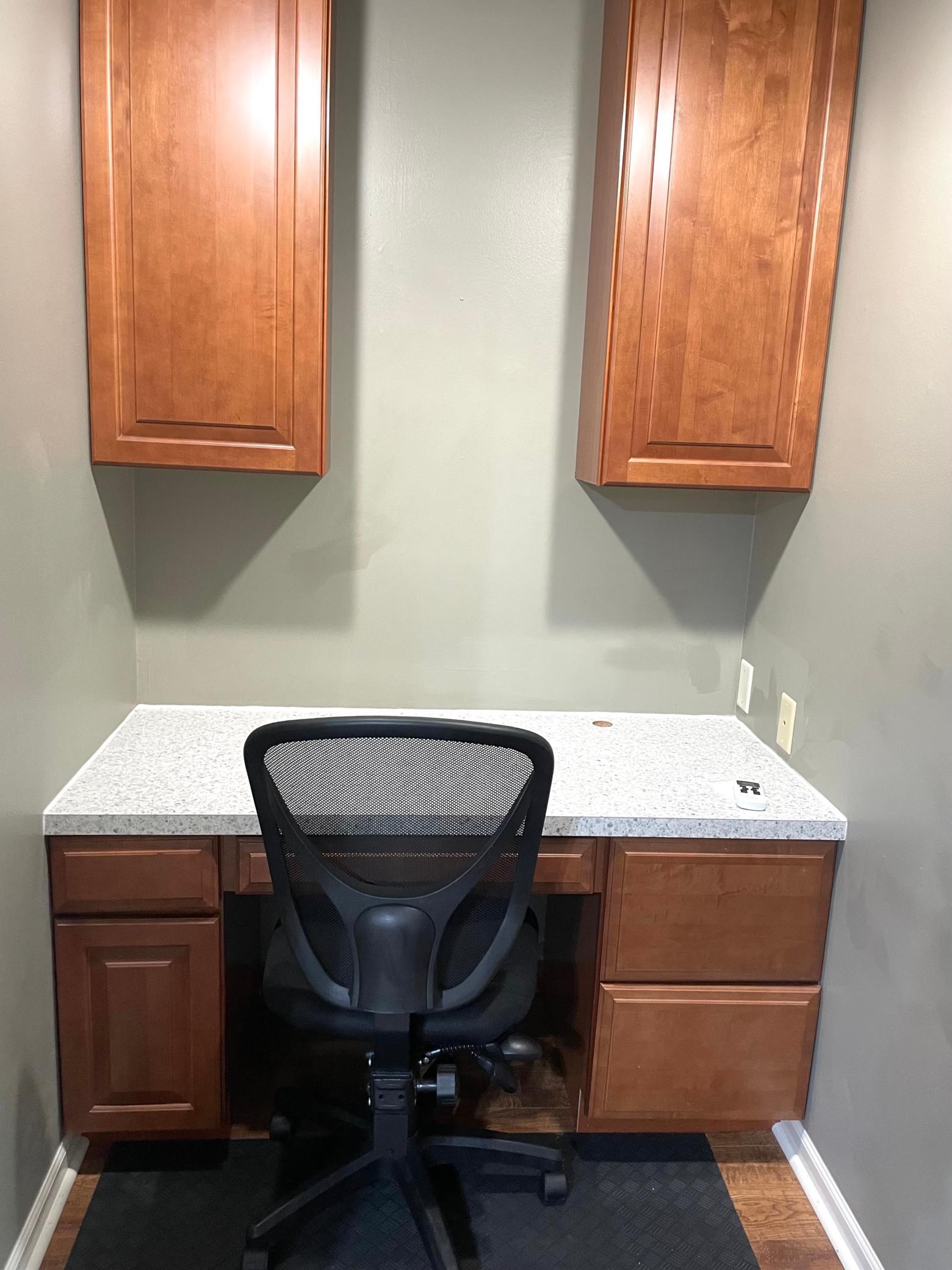 Built in desk - great for remote work or study