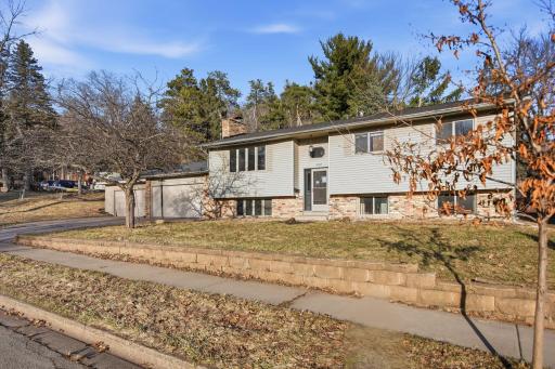 1907 Gernentz Lane, Red Wing, MN 55066