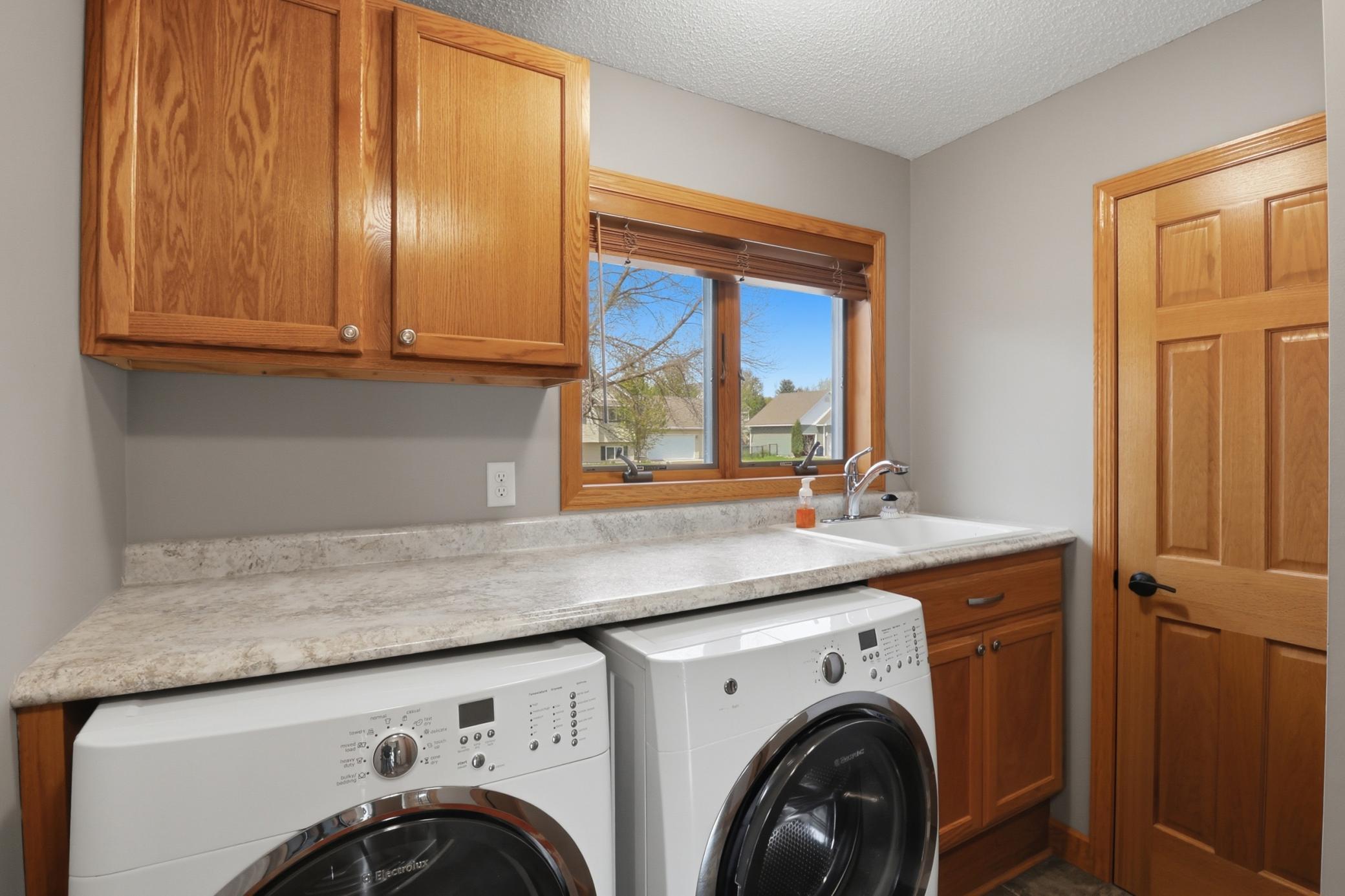 Laundry - Main Floor