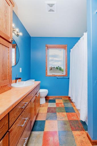 965 18th Avenue Circle N, Moorhead, MN 56560