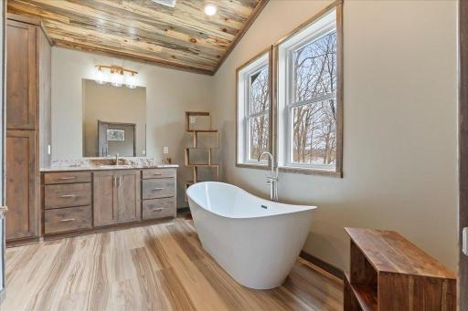 817 Sportsman Lane NE, Longville, MN 56655