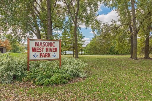 972 Rolling Greens Lane NW, Hutchinson, MN 55350