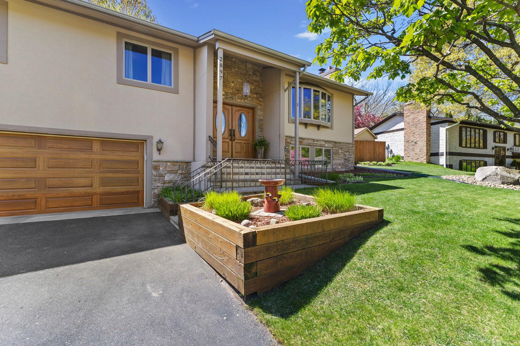 This is 2897 Torchwood Dr!