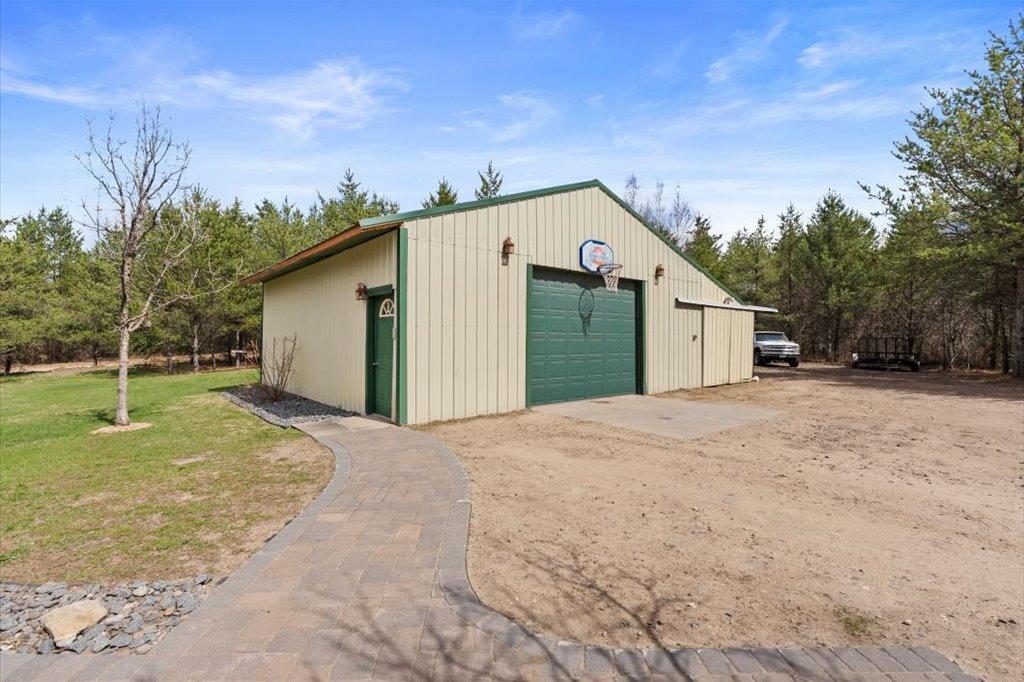 30X30 Detached Garage and lean-to