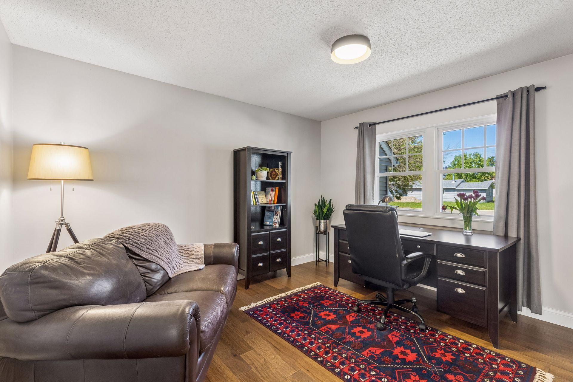 Main floor office/flex room