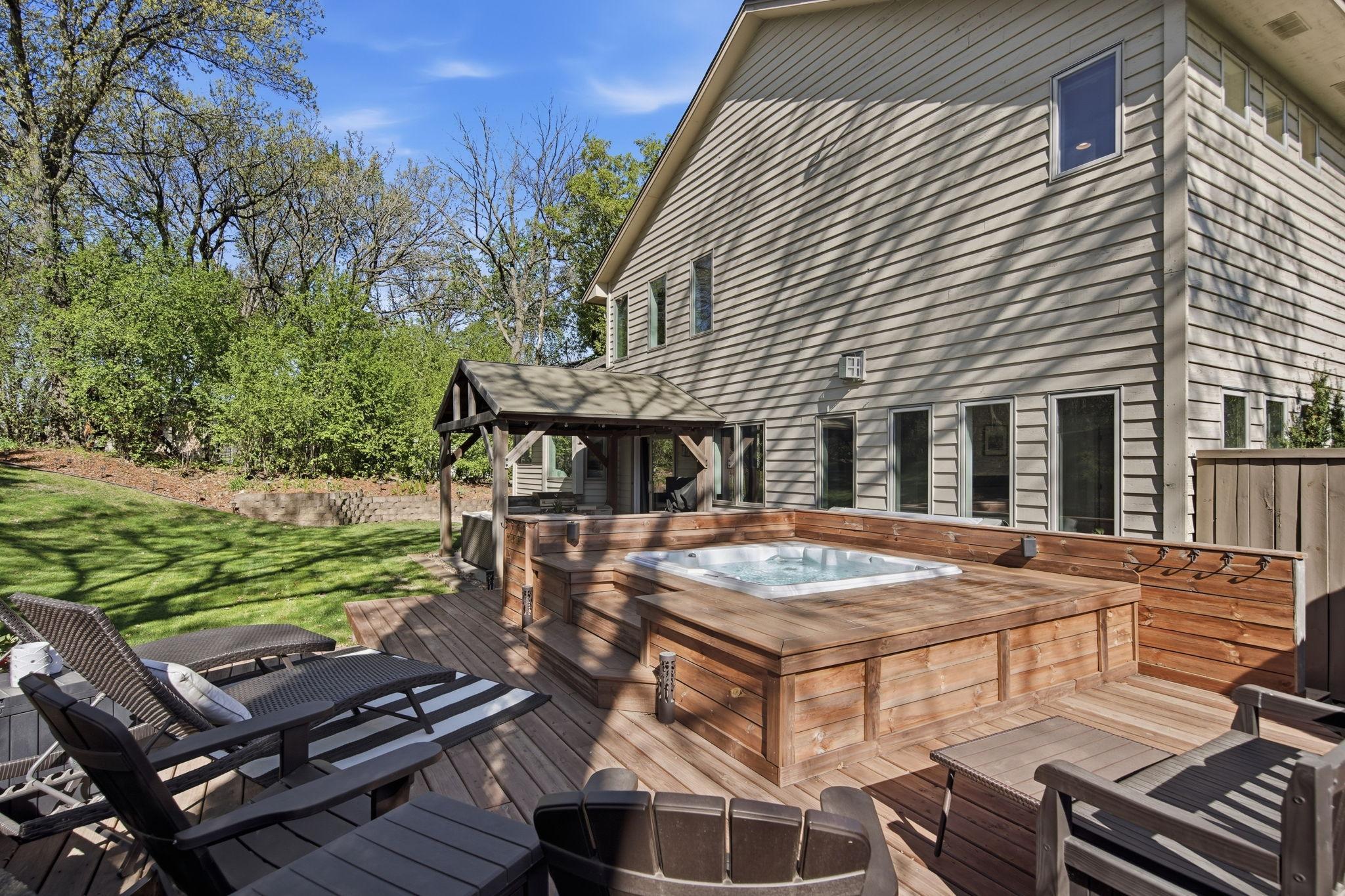 Indoor/outdoor entertaining
