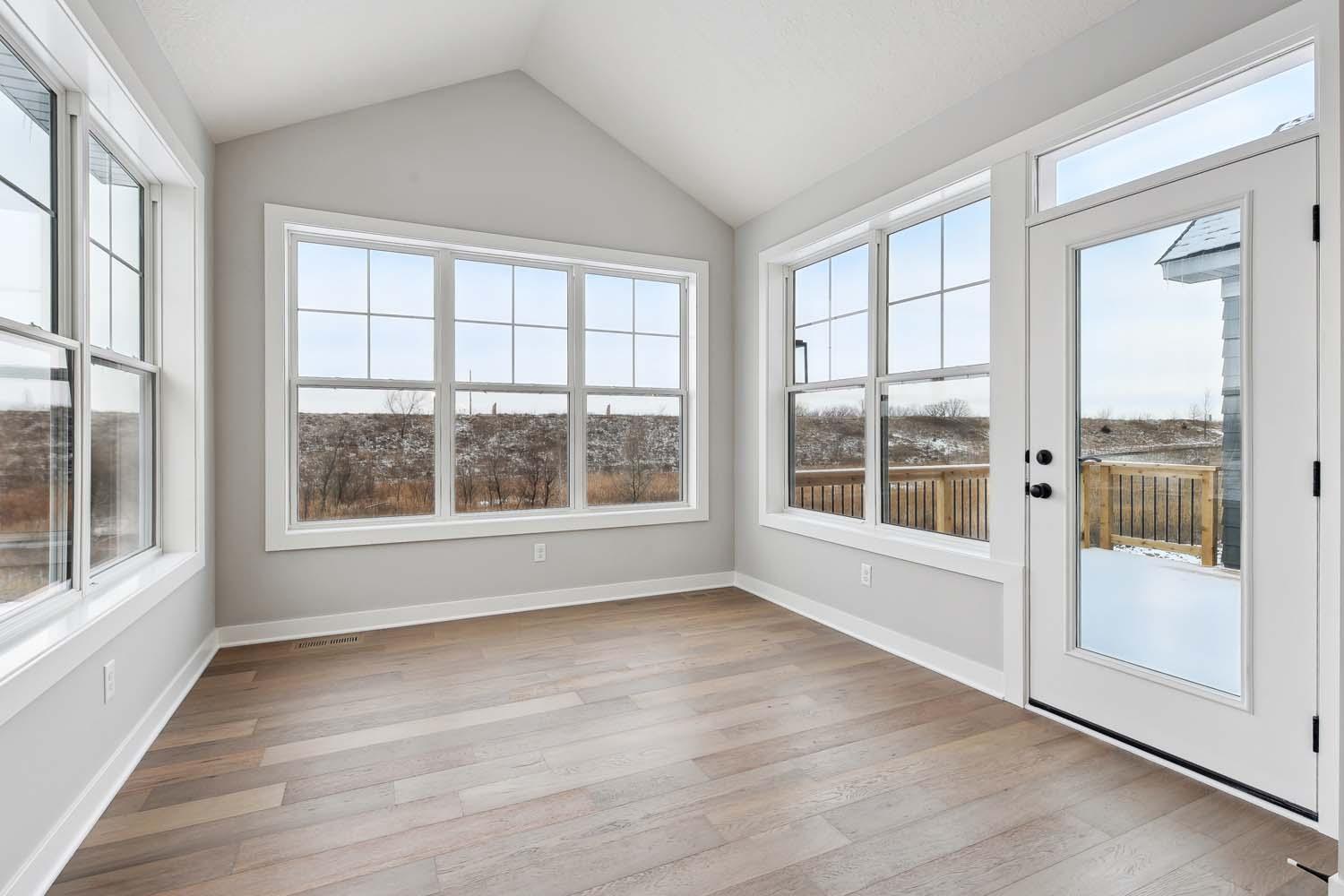 Sun Room - Picture of Similar Home