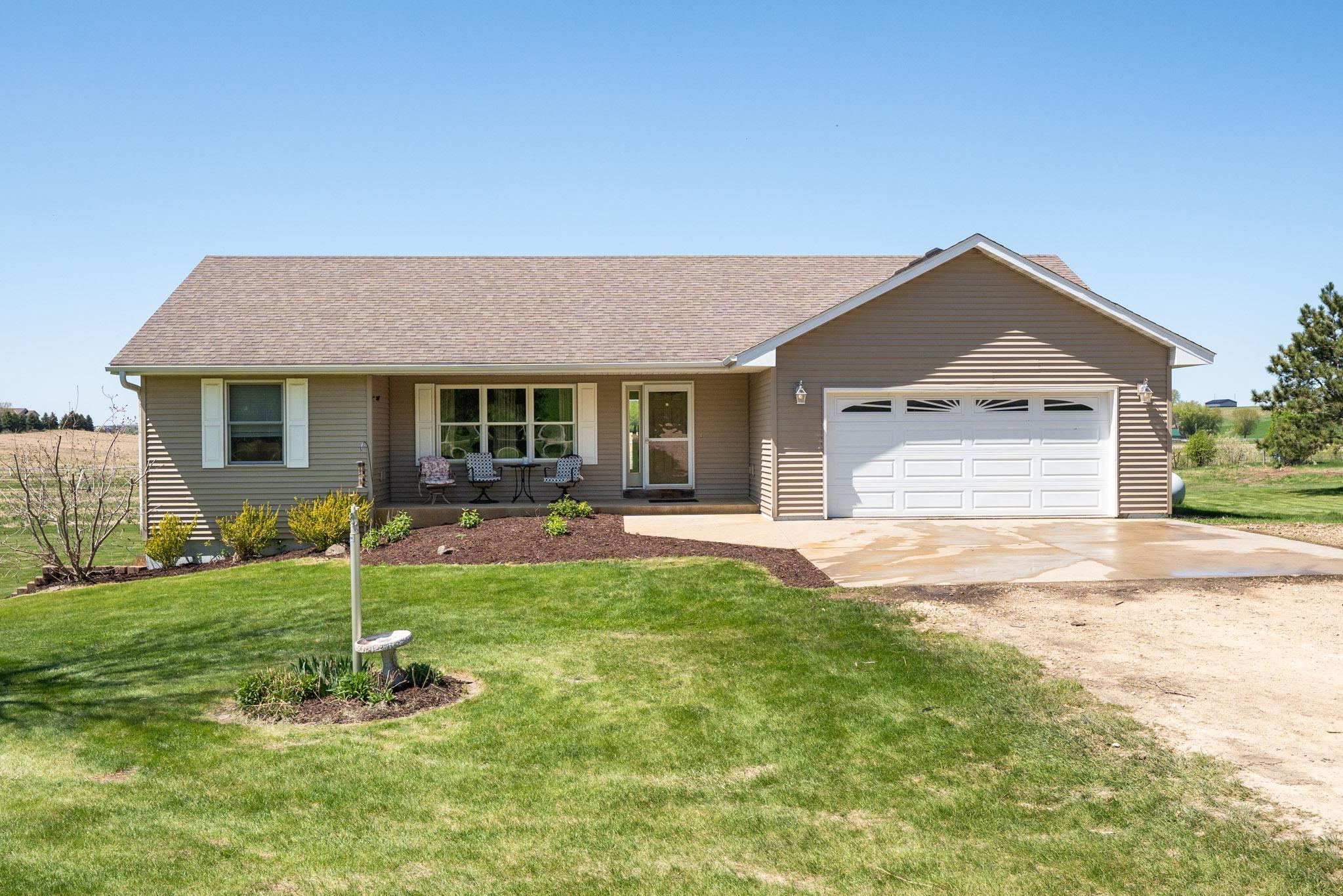 Main - 24215 Joan Ave Hampton