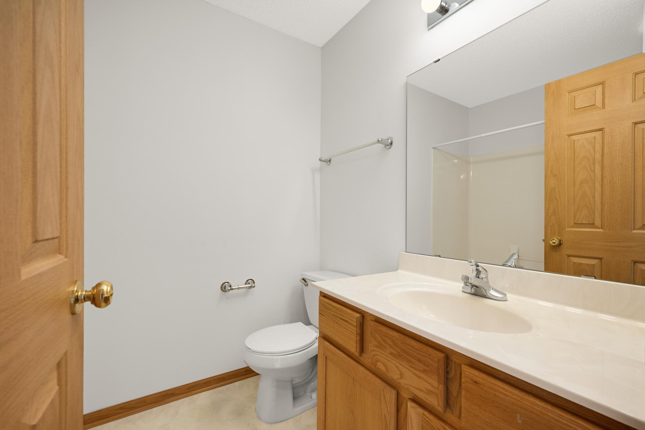 Full bathroom on the upper level