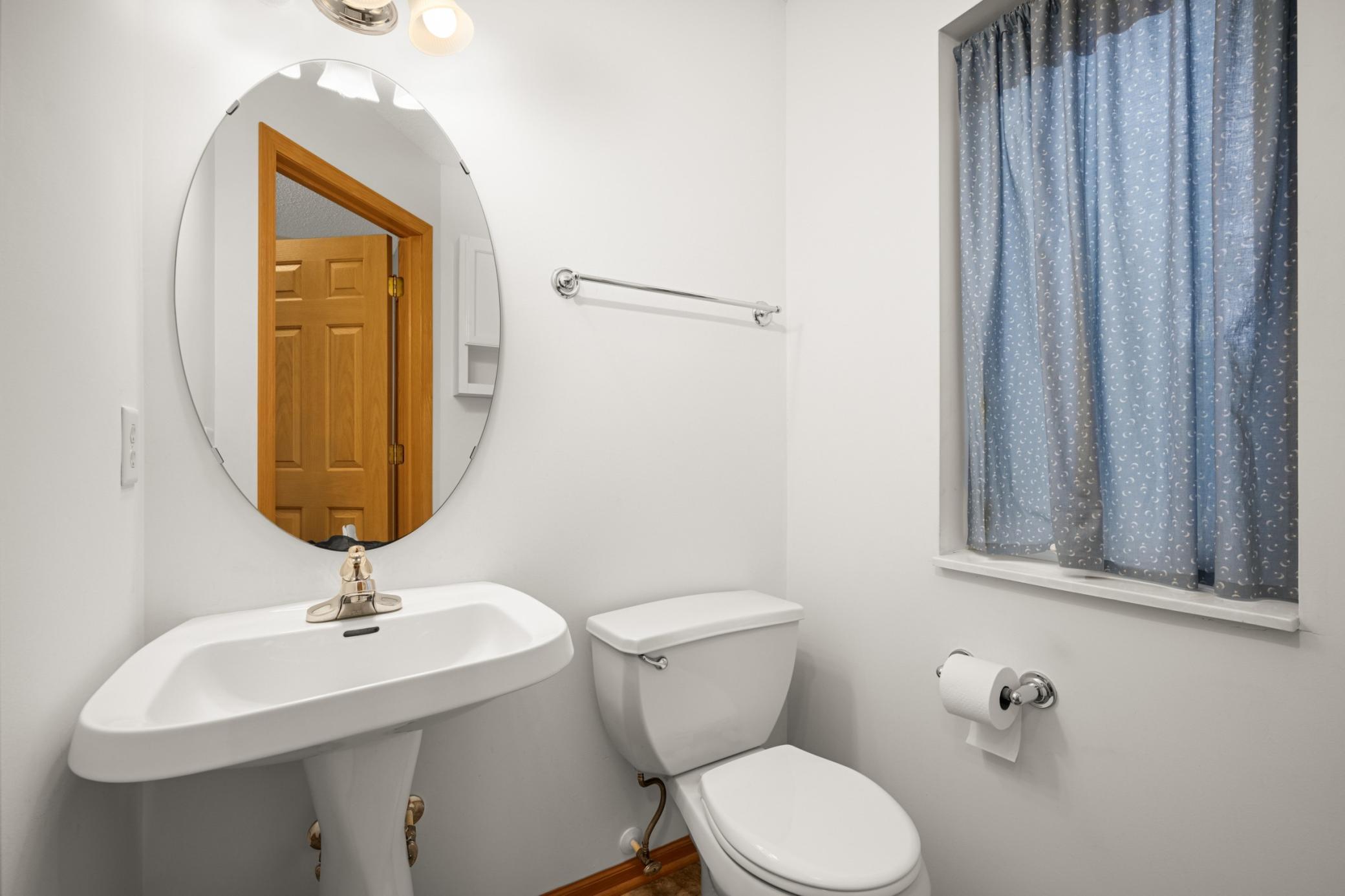 Main level half-bath
