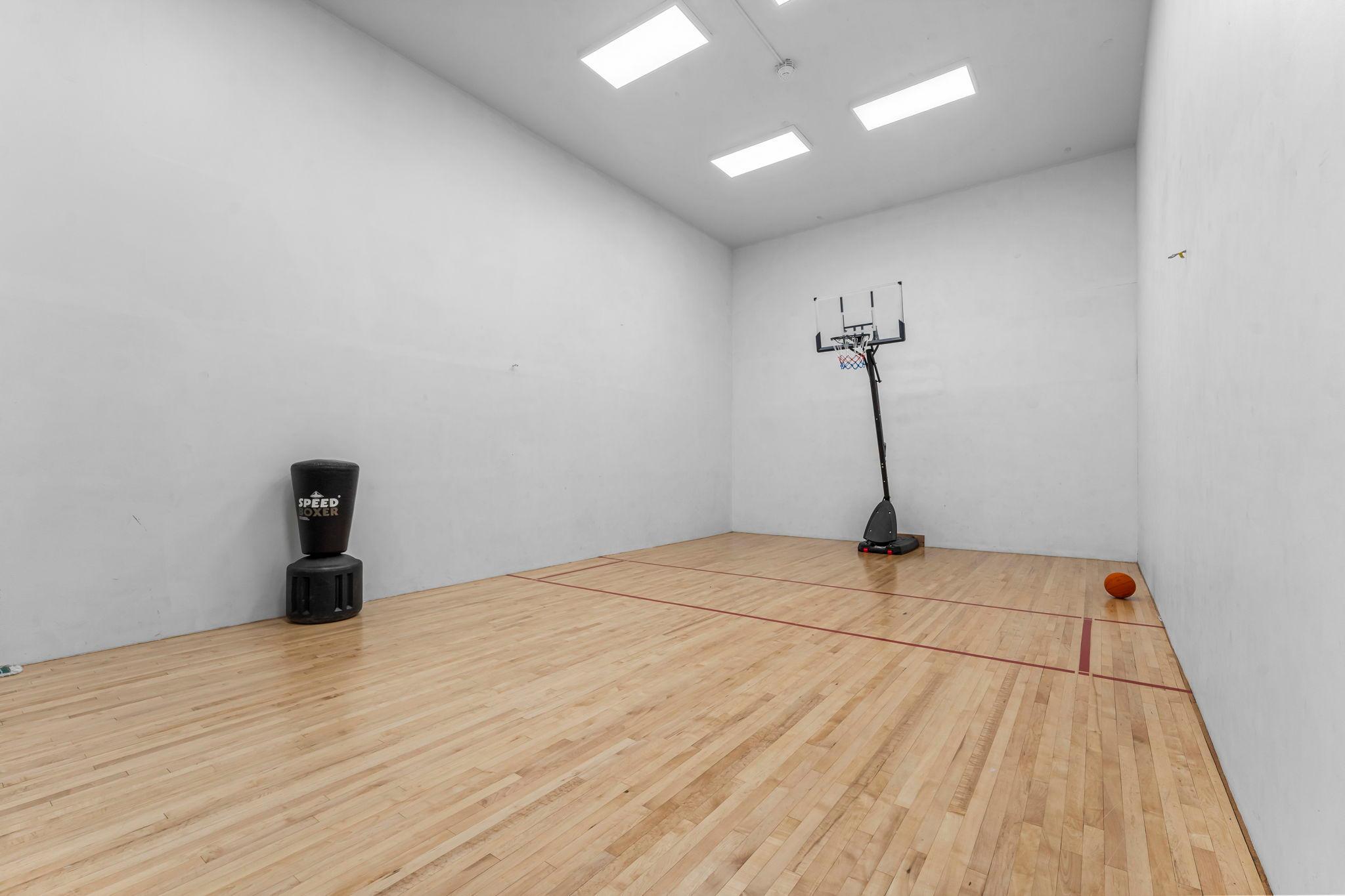 Sport court