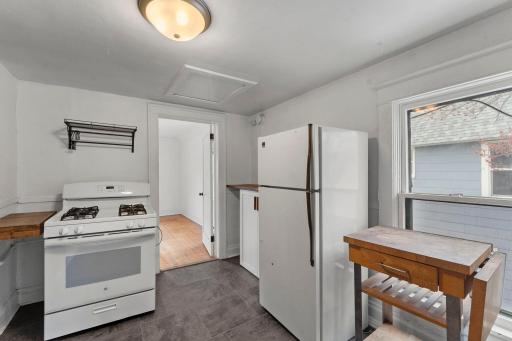 1715 6th Street NE, Minneapolis, MN 55413
