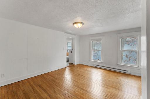 1715 6th Street NE, Minneapolis, MN 55413