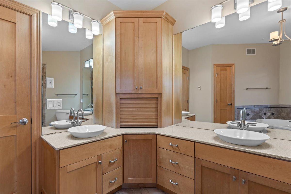 22-Primary Bath