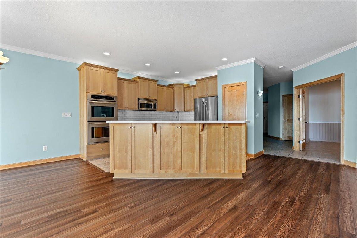 08-Hard Maple Cabinetry