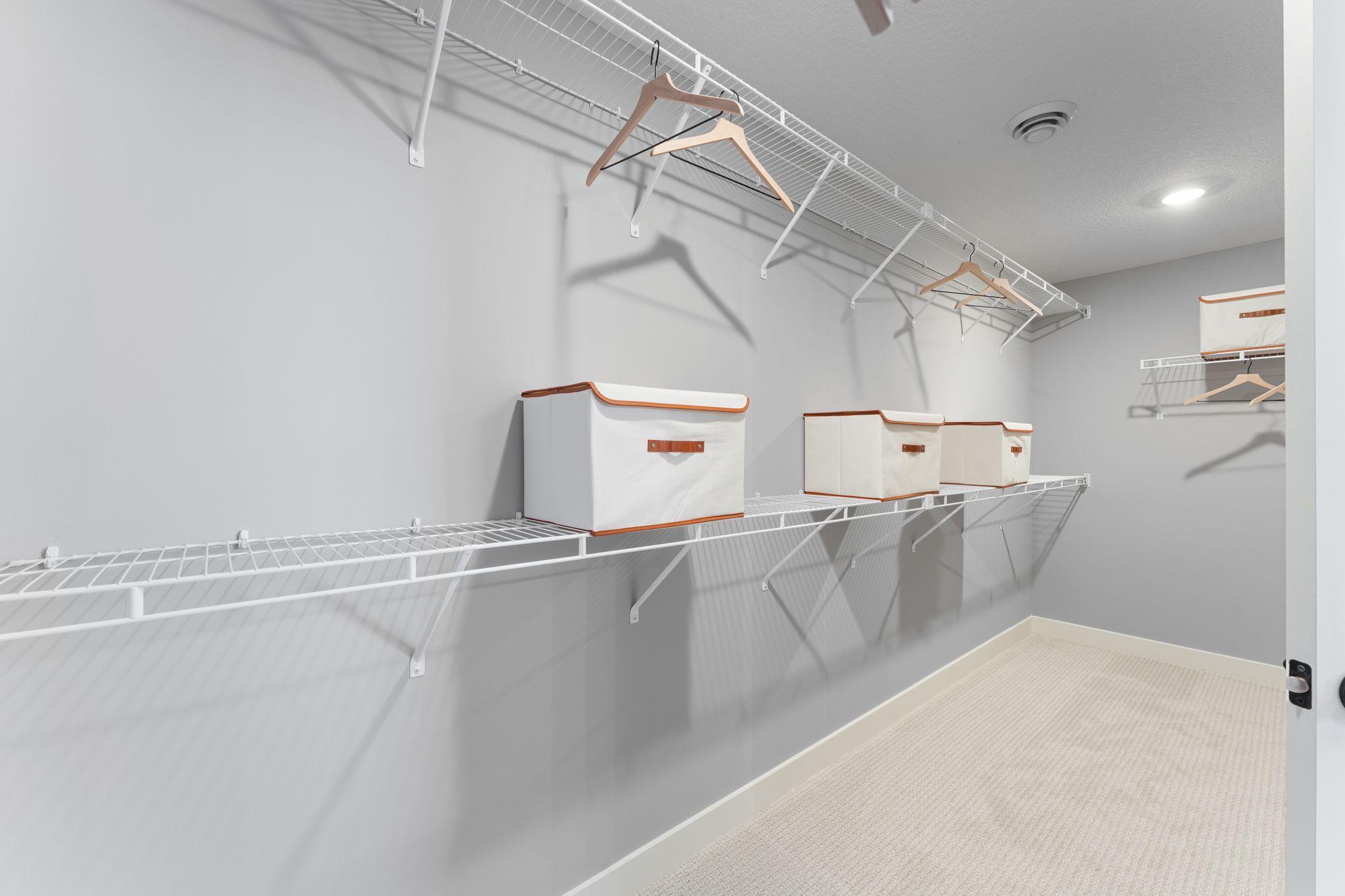 Walk in Closet for DAYS!