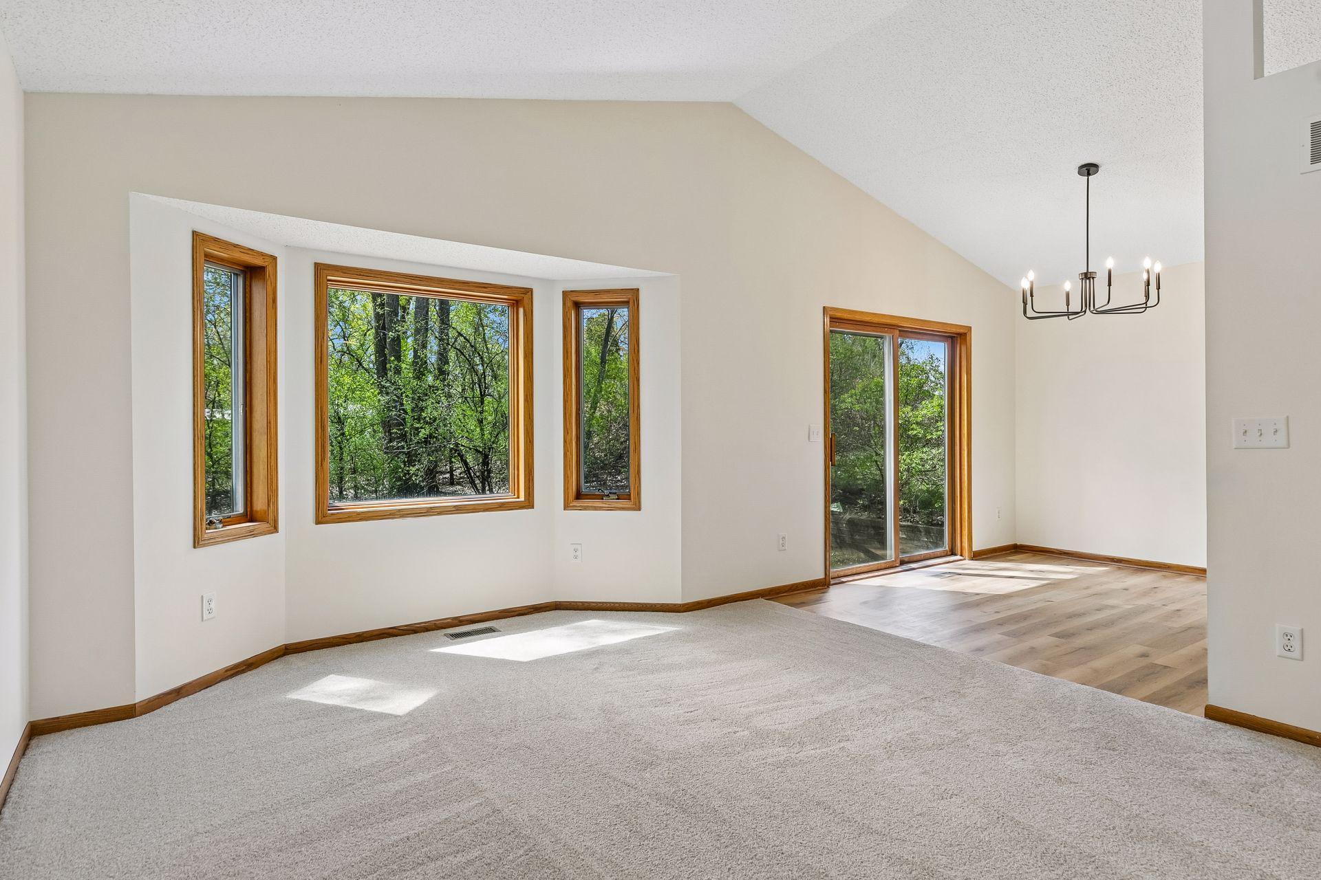 Living Room/Dining Room