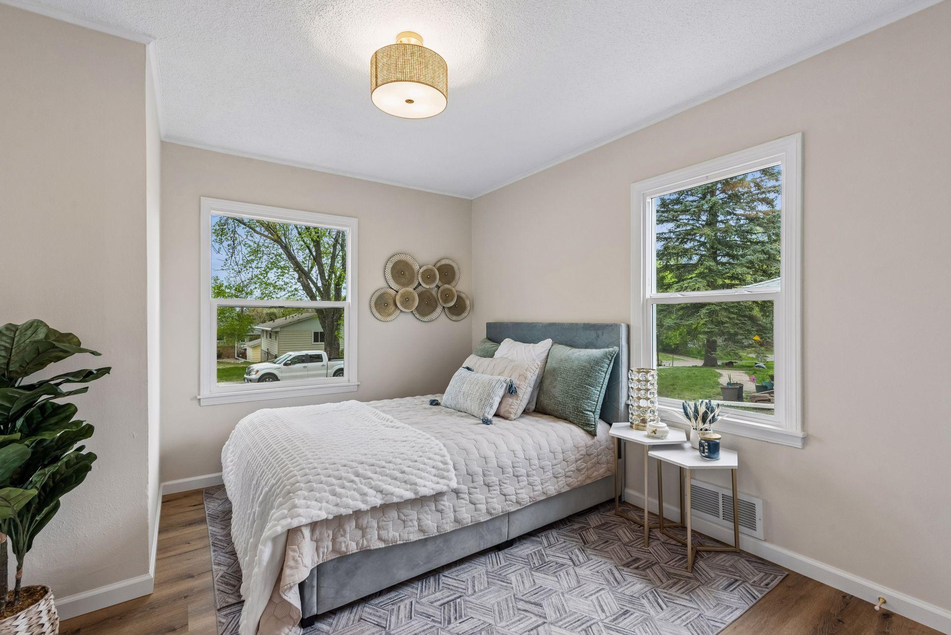 Main Level - Bedroom 1