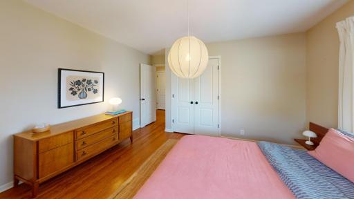 1046 Brooks Avenue W, Saint Paul, MN 55113